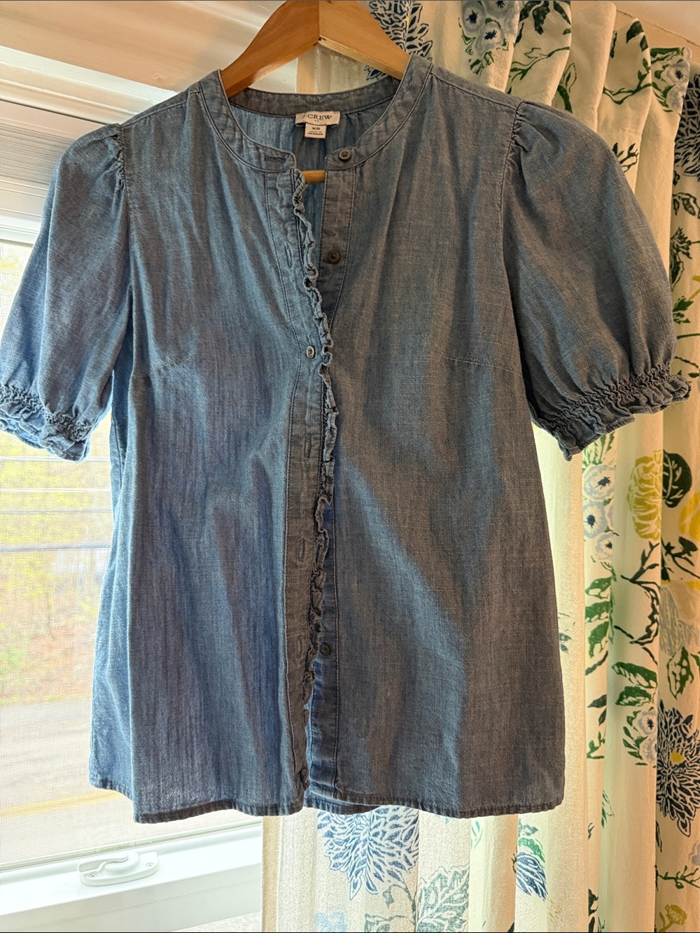 J. Crew Light Blue Chambray Puff Sleeve Button Front Top